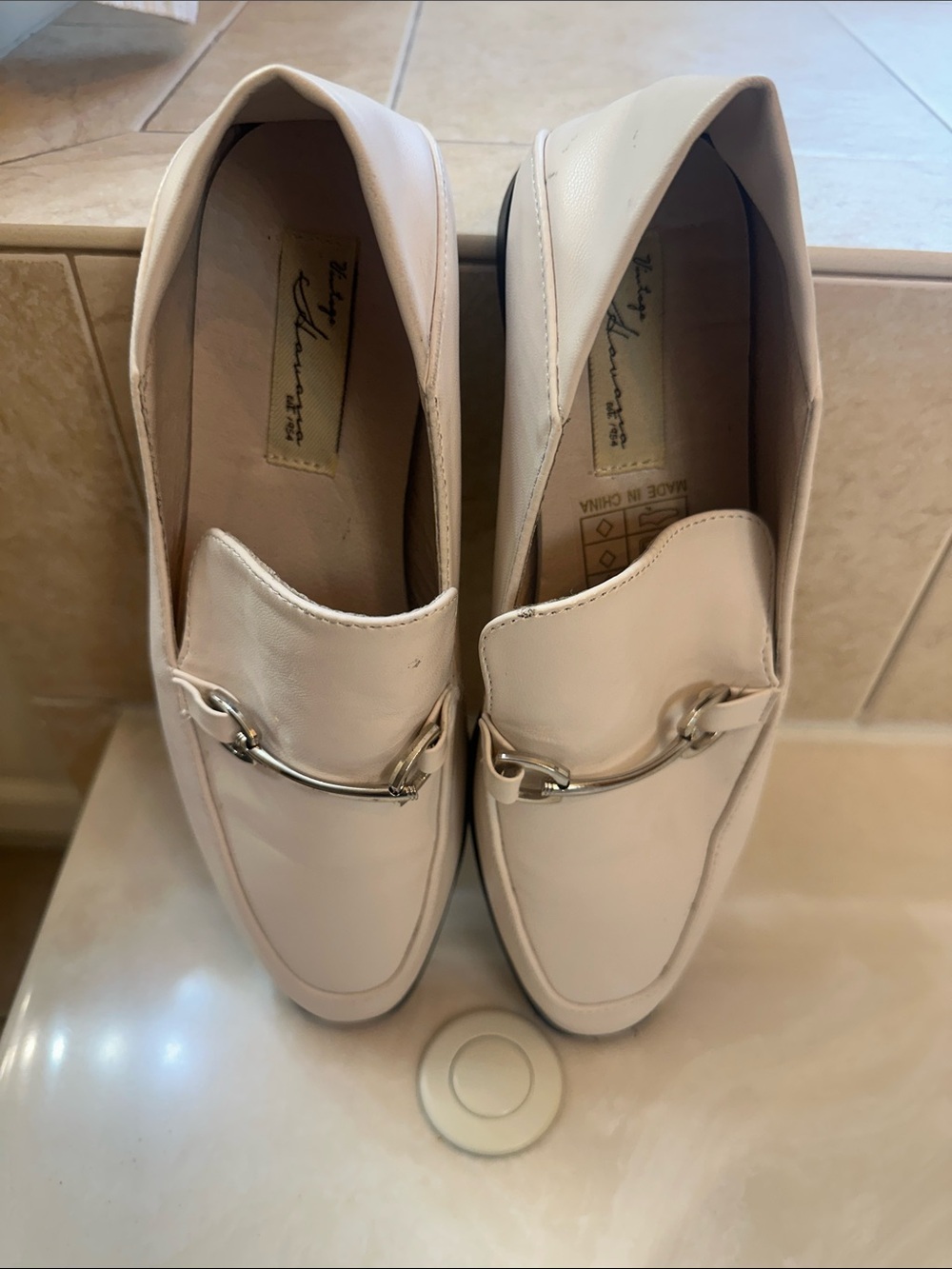Vintage Cream Leather Women's Loafers with Silver Bit